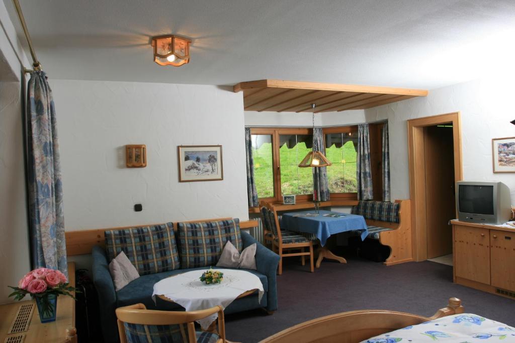 Alpengasthof Hotel Schwand Oberstdorf Szoba fotó